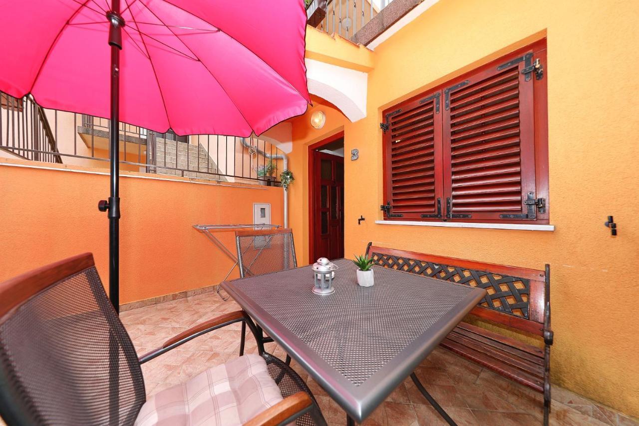 Apartmani Strpic บีโอกราดนาโมรู ภายนอก รูปภาพ