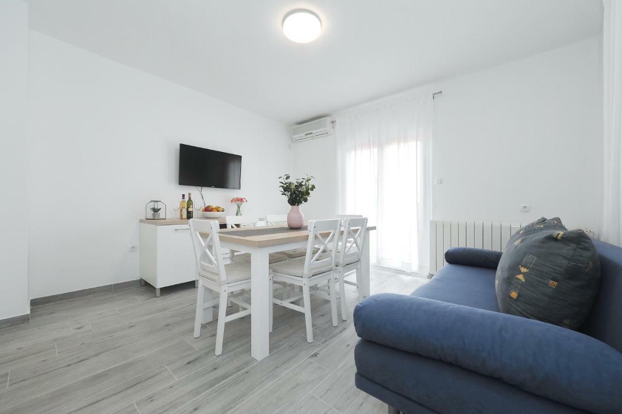 Apartmani Strpic บีโอกราดนาโมรู ภายนอก รูปภาพ