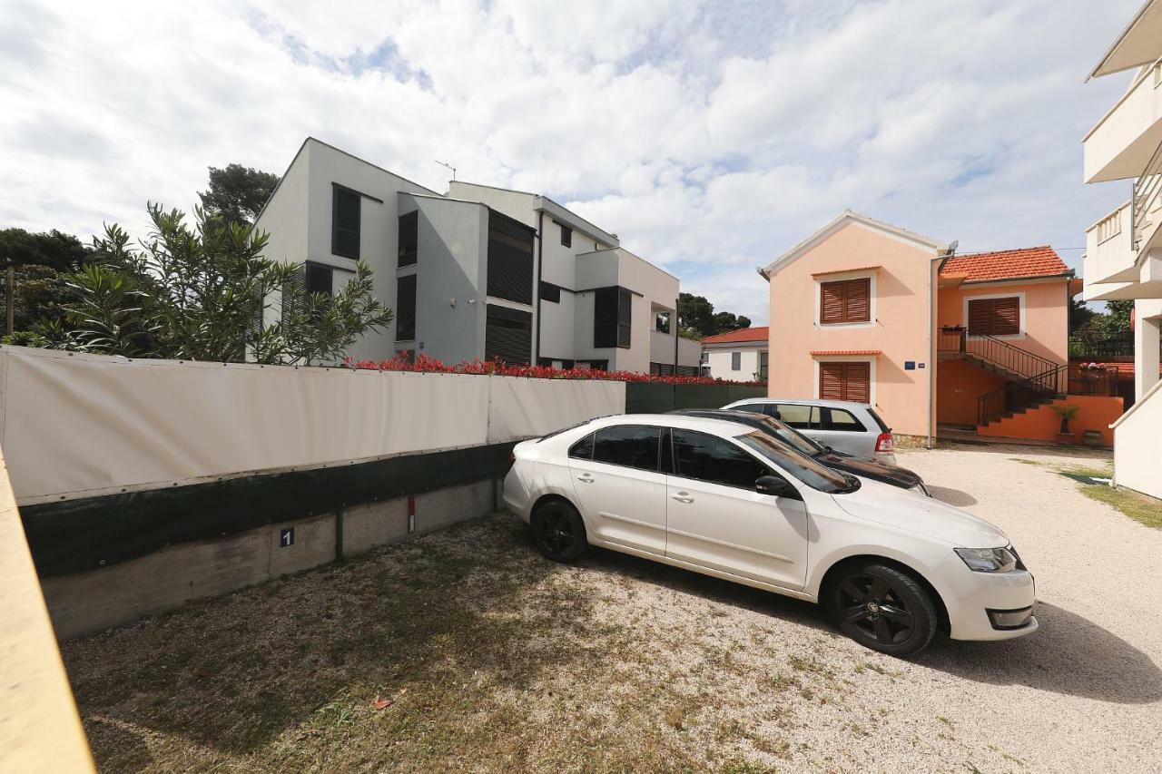 Apartmani Strpic บีโอกราดนาโมรู ภายนอก รูปภาพ