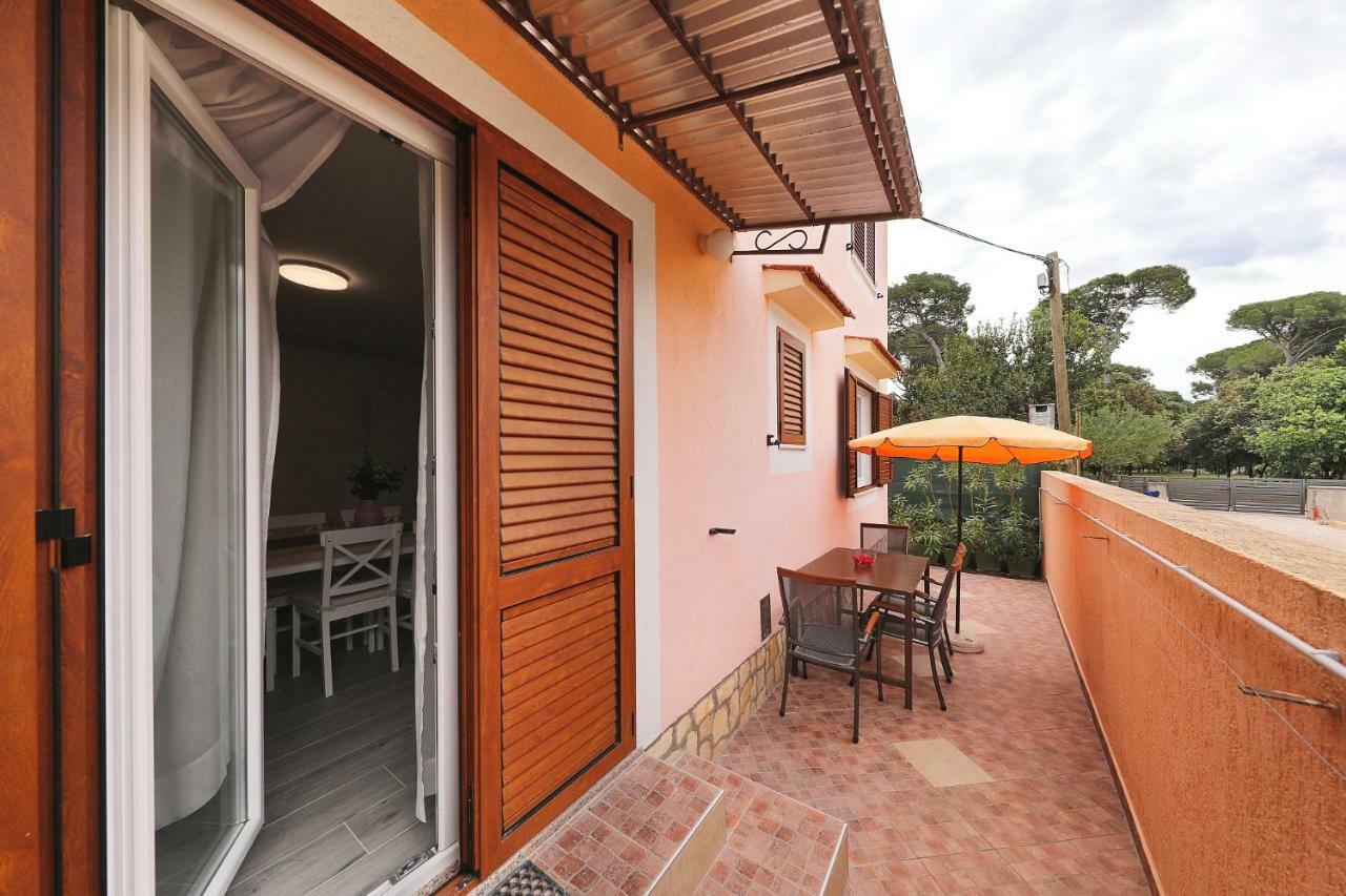 Apartmani Strpic บีโอกราดนาโมรู ภายนอก รูปภาพ